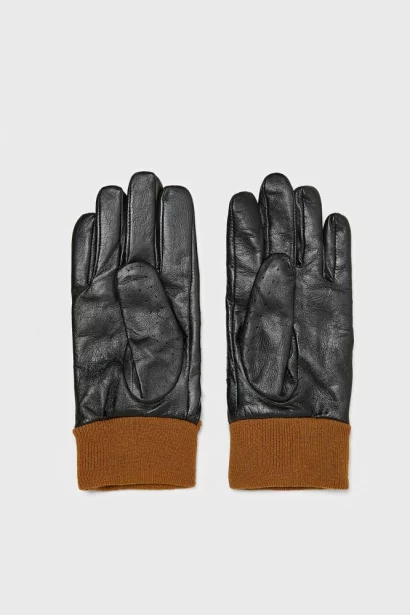 LEATHER DRIVING GLOVES